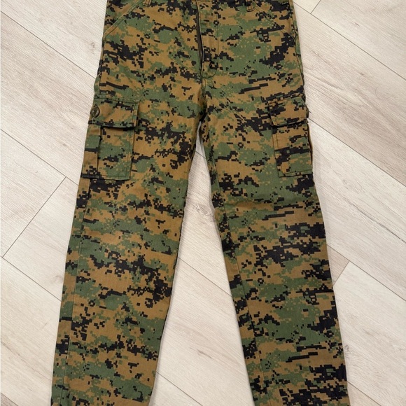 Rothco Kids Camo Cargo Pants - Green and Brown - Picture 1 of 4
